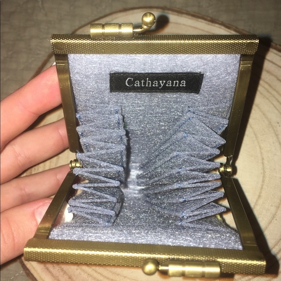 Cathayana Card Wallet Mini - Picture 2 of 2
